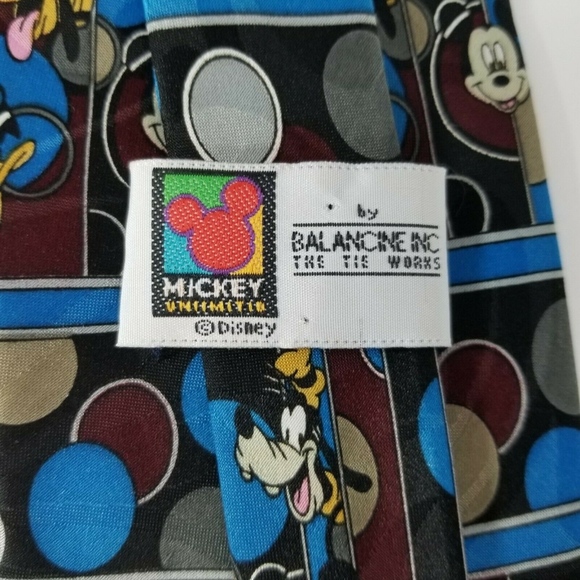 Disney Mickey Mouse, Goofy, Donald Duck Neck Tie - Picture 3 of 5